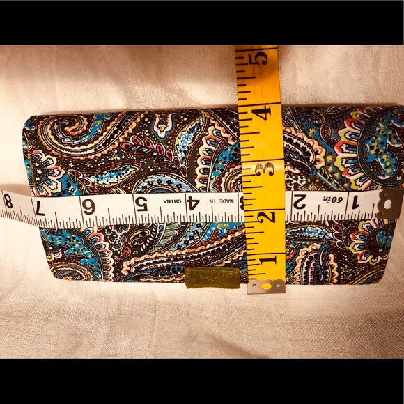 YAKFAINO  PAISLEY WALLET - Picture 7 of 8